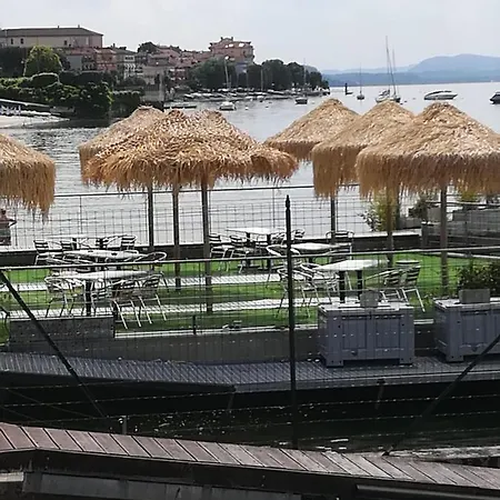 Red - Residenza Silvana فيربانيا