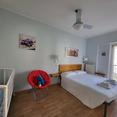 Red - Residenza Silvana Apartman Verbania