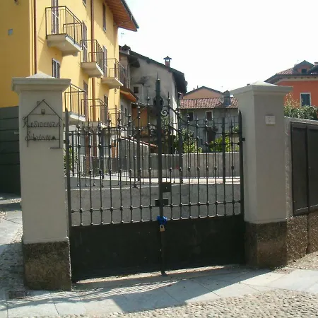 Red - Residenza Silvana فيربانيا