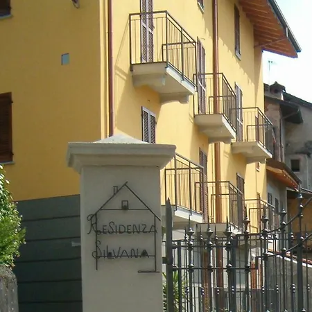 Red - Residenza Silvana Apartment *