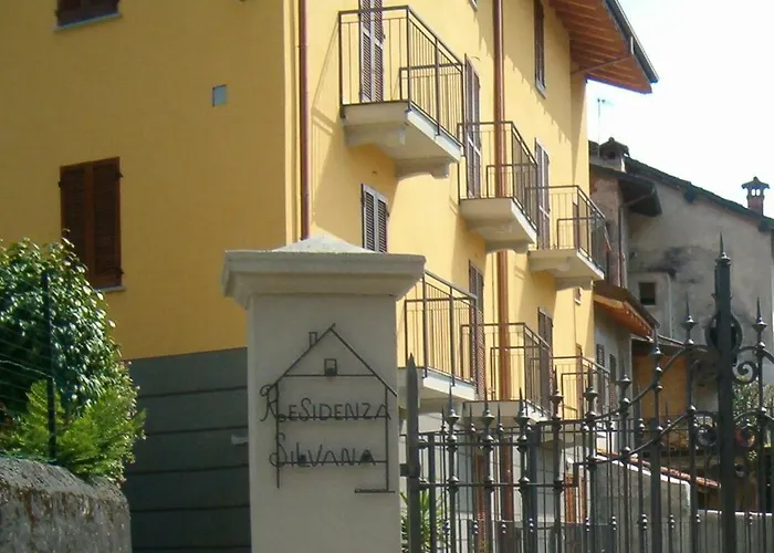Red - Residenza Silvana Apartmán *